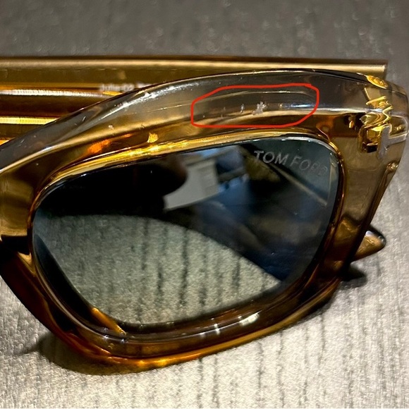 Tom Ford Square Sunglasses TF582 Julia-02 45P Transparent Champagne - Picture 12 of 12